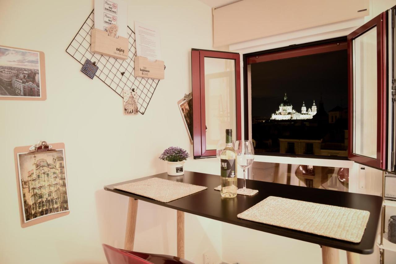 W3Inn La Latina Madrid Extérieur photo